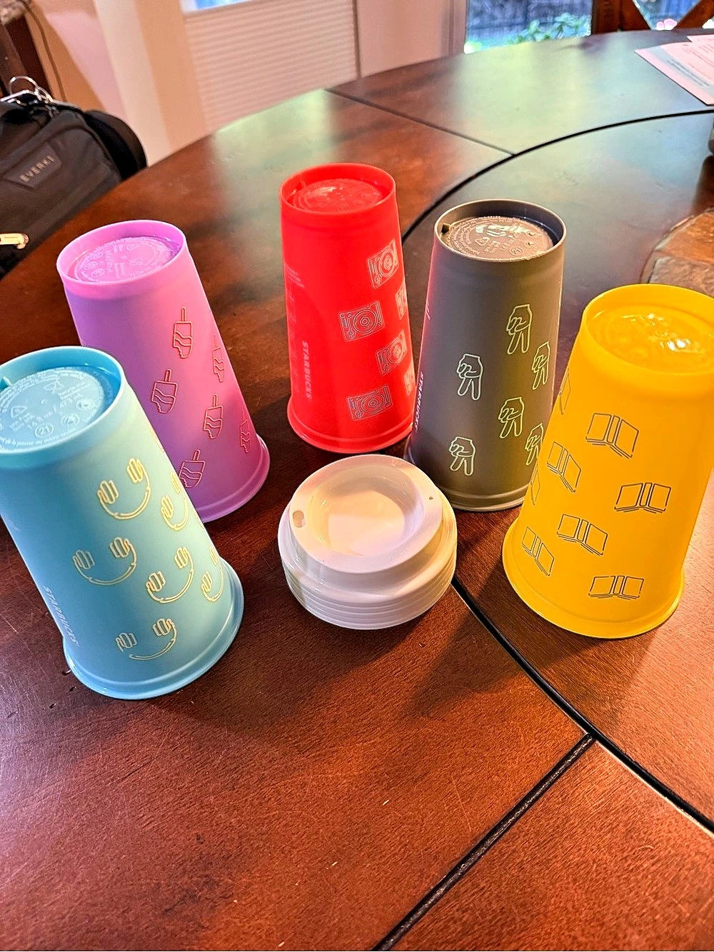 Starbucks Ltd. Ed. Reusable Hot Cups Set of 5 with Lids